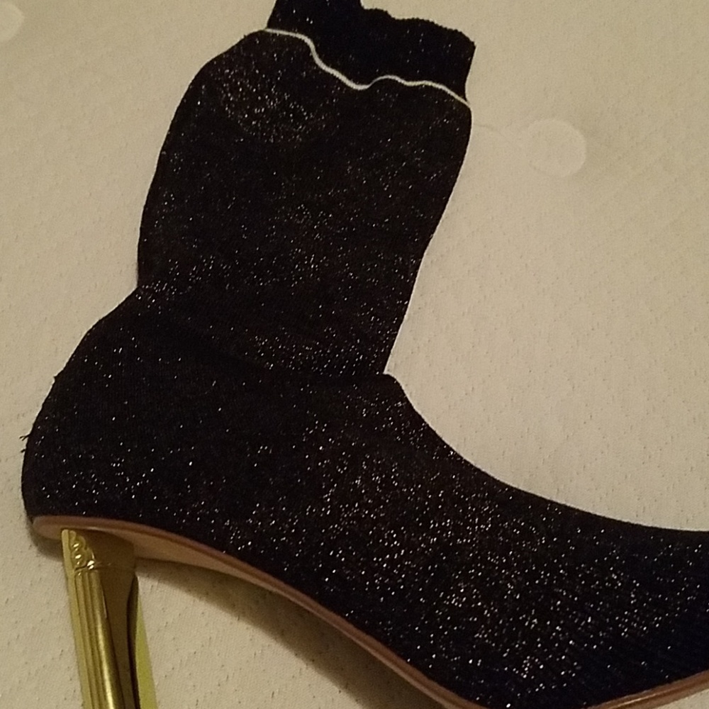 Sock bootie